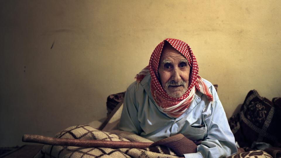 Ancianos supervivientes de la Guerra Civil en Siria