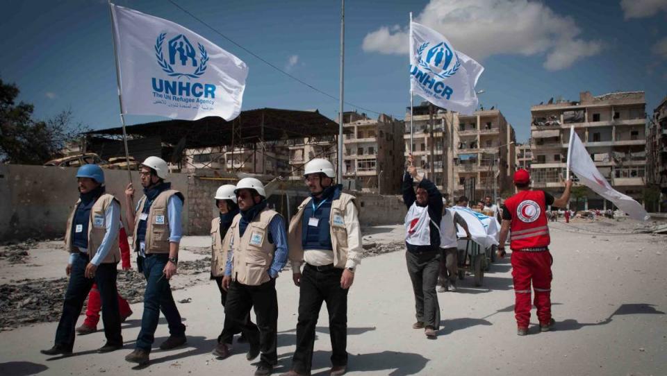 ACNUR y la Media Luna Roja Árabe Siria llegan al este de Alepo con camiones cargados de ayuda