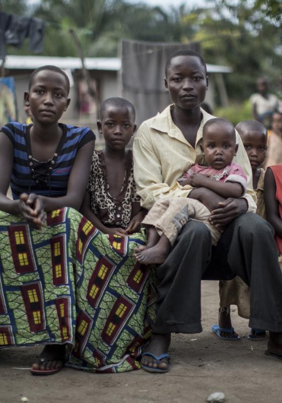 Familia africana refugiada
