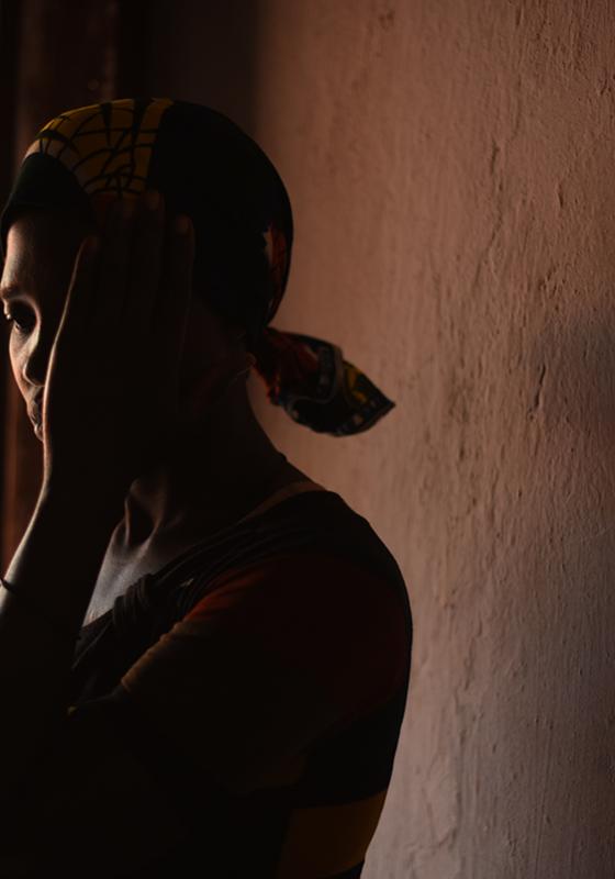 mujer víctima de la violencia de género en Burundi