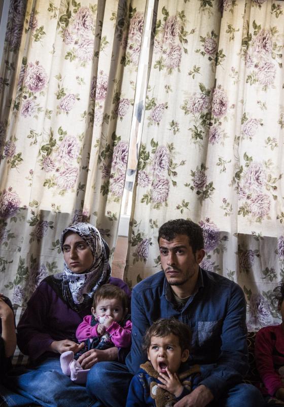 Familia siria - Padre refugiado con 7 hijos